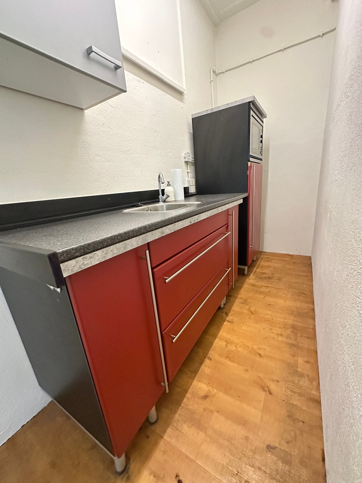 Keuken Kitchenette Gratis Afhalen, Huis en Inrichting, Ophalen of Verzenden, Zo goed als nieuw, Wit, Enkelwandige keuken