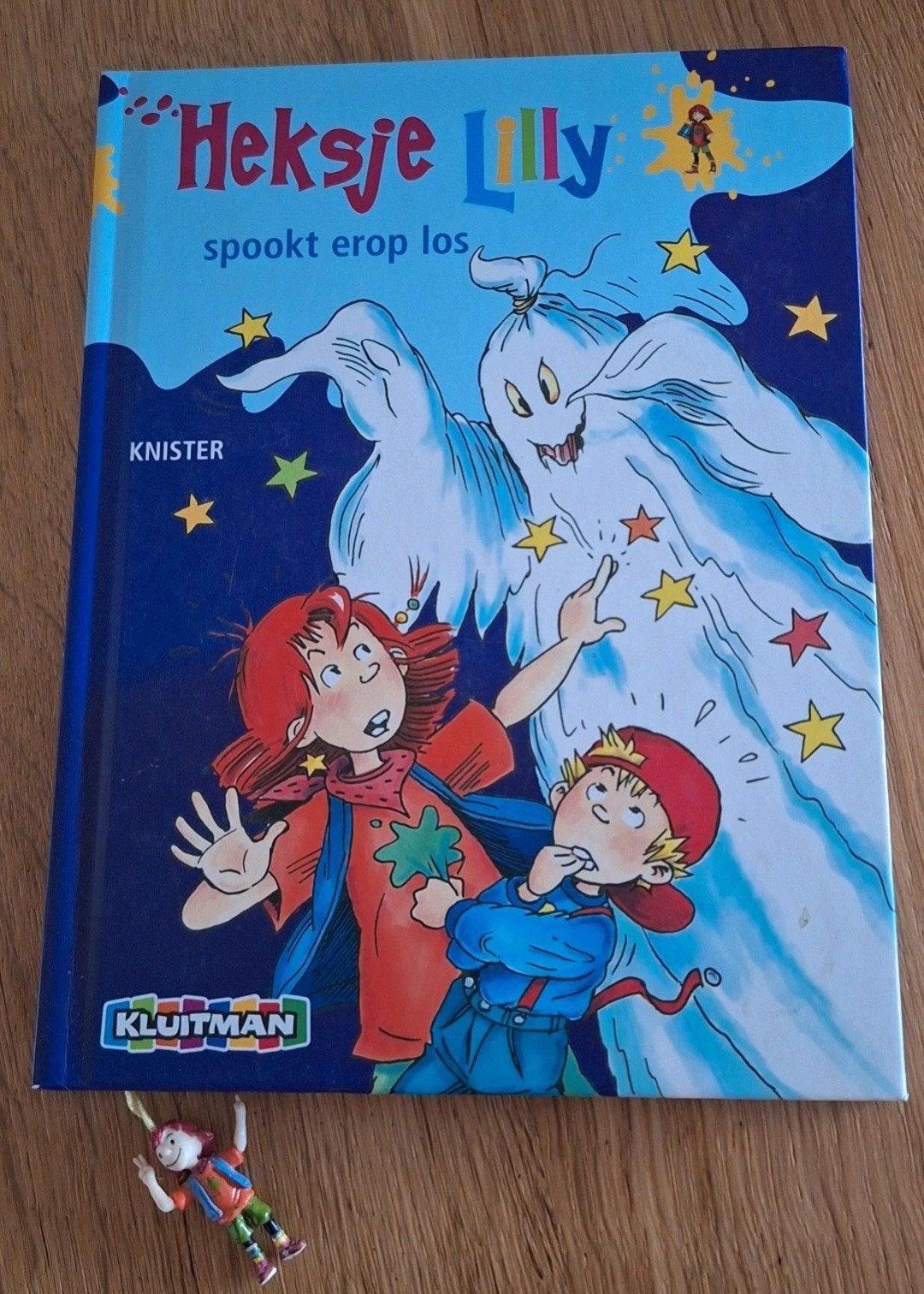Heksje Lilly spookt er oplos, Ophalen of Verzenden, Zo goed als nieuw, Fictie algemeen