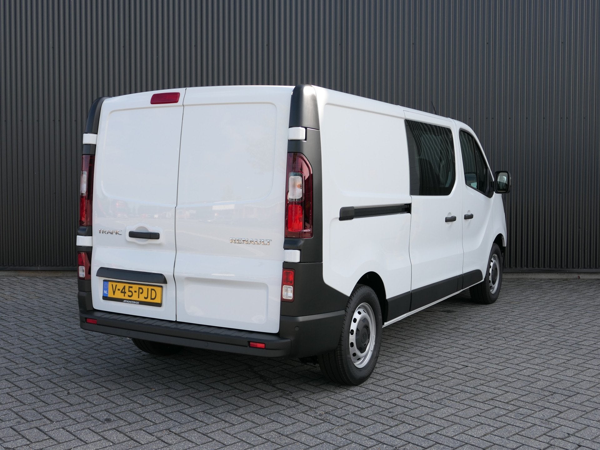 Renault Trafic 2.0 Blue dCi 130 T29 L2H1 Start DC *Getoonde, Dealer onderhouden, Gebruikt, 4 cilinders, Wit