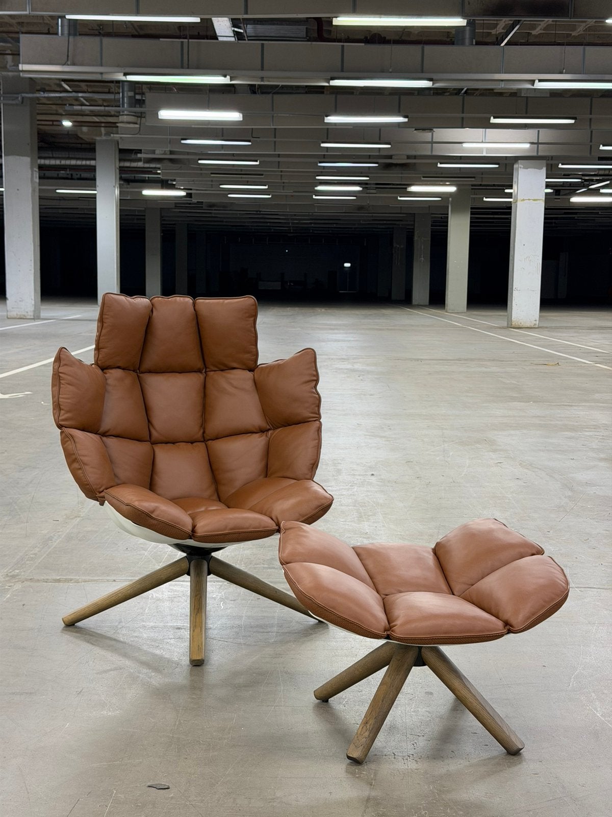 B&B Italia Husk fauteuil | SHOWMODEL | Newprice €9.035, Metaal, 75 tot 100 cm, Ophalen of Verzenden, Zo goed als nieuw