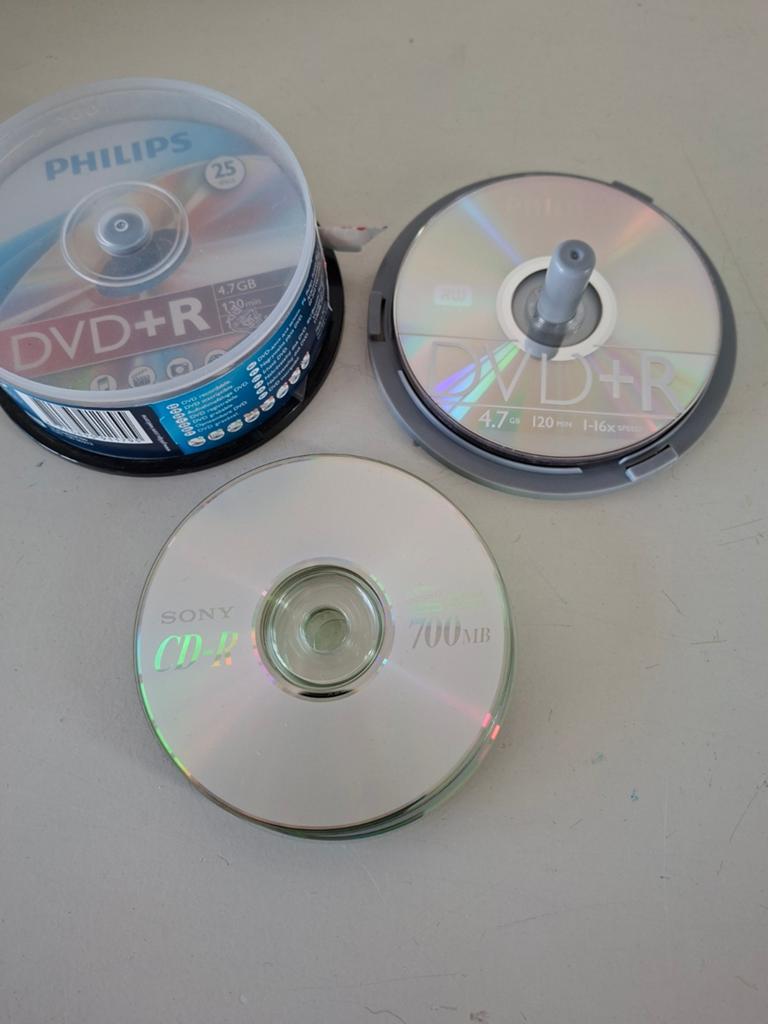 Lege DVD+R en CD-R schijfjes (Philips, Sony), Ophalen, Op spindel, Nieuw, Dvd