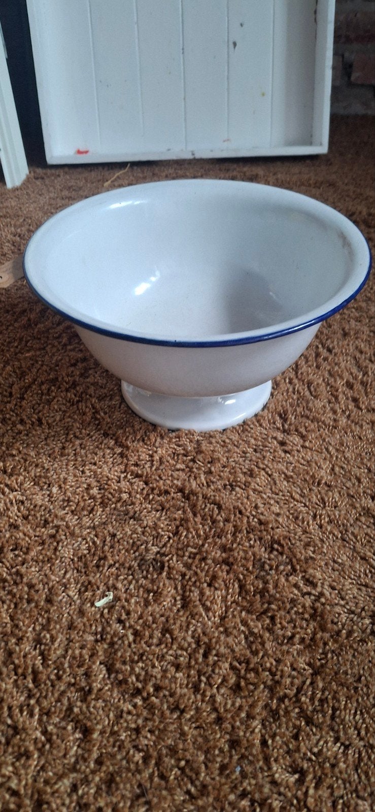 Vintage emaille kom met voet - wit/blauw, Ophalen of Verzenden