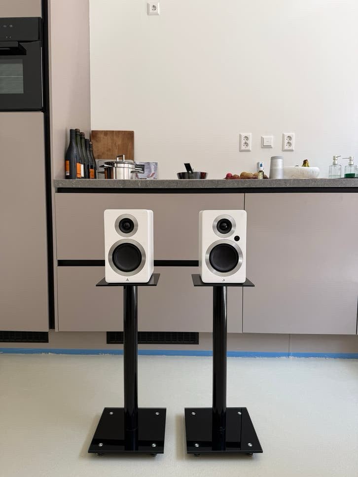 VidaXL Speakerstandaarden Zwart - Aluminium, Glas, Metaal, Inclusief standaarden, Overige typen, Zo goed als nieuw, Minder dan 60 watt