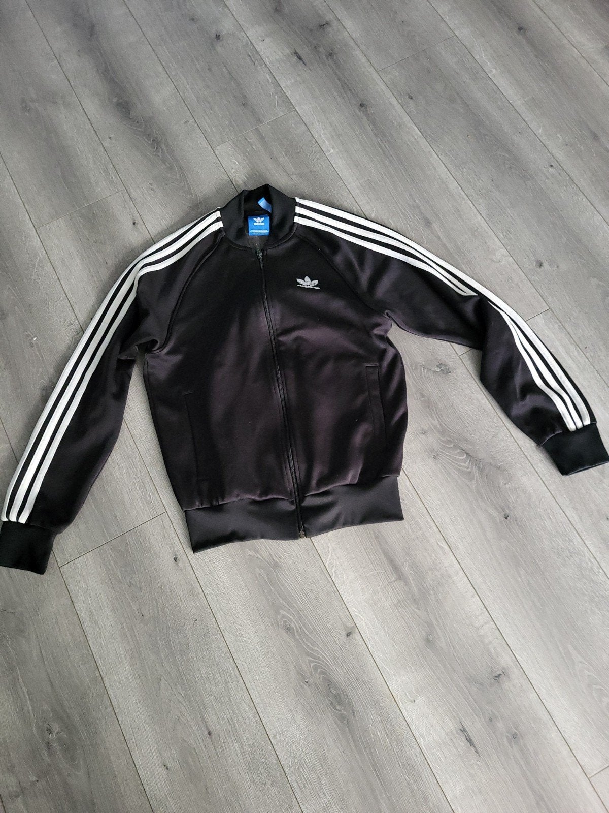 TE KOOP ZWARTE ADIDAS TRAININGSJAS MAAT S, Ophalen of Verzenden, Zo goed als nieuw, Zwart