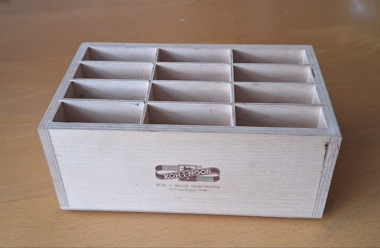 Houten opbergdoos met 12 vakken - Koh-I-Noor, Ophalen of Verzenden, Gebruikt, Gereedschap of Toebehoren