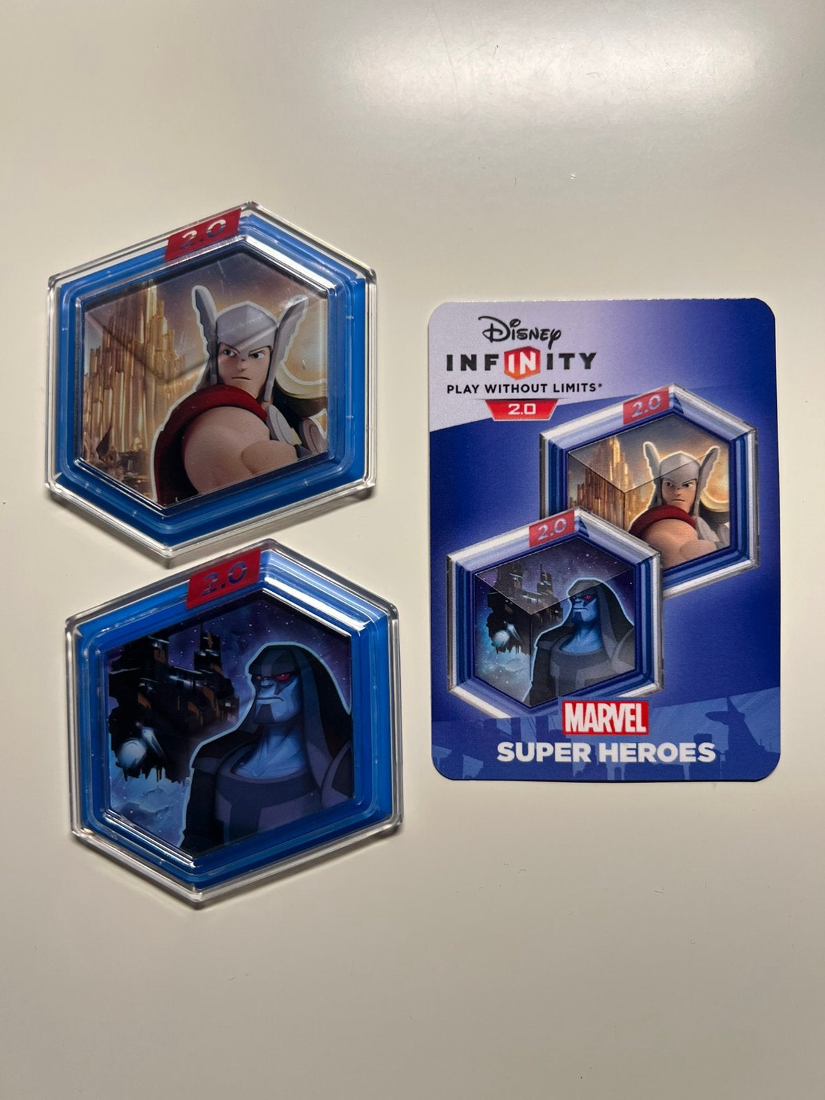 Disney Infinity 2.0 Marvel Super Heroes Toy Box game discs m, Ophalen of Verzenden, Overige figuren, Zo goed als nieuw, Beeldje of Figuurtje