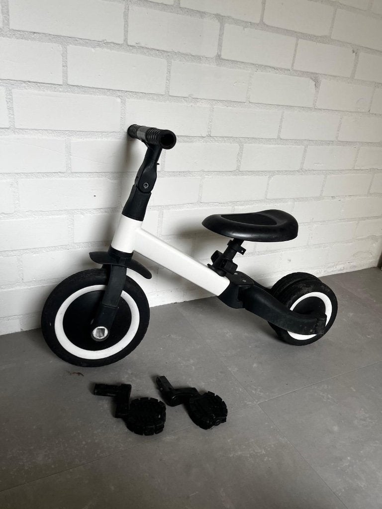 Drie in een kinderfiets, Fietsen en Brommers, Ophalen, Gebruikt, Minder dan 16 inch, Zijwieltjes