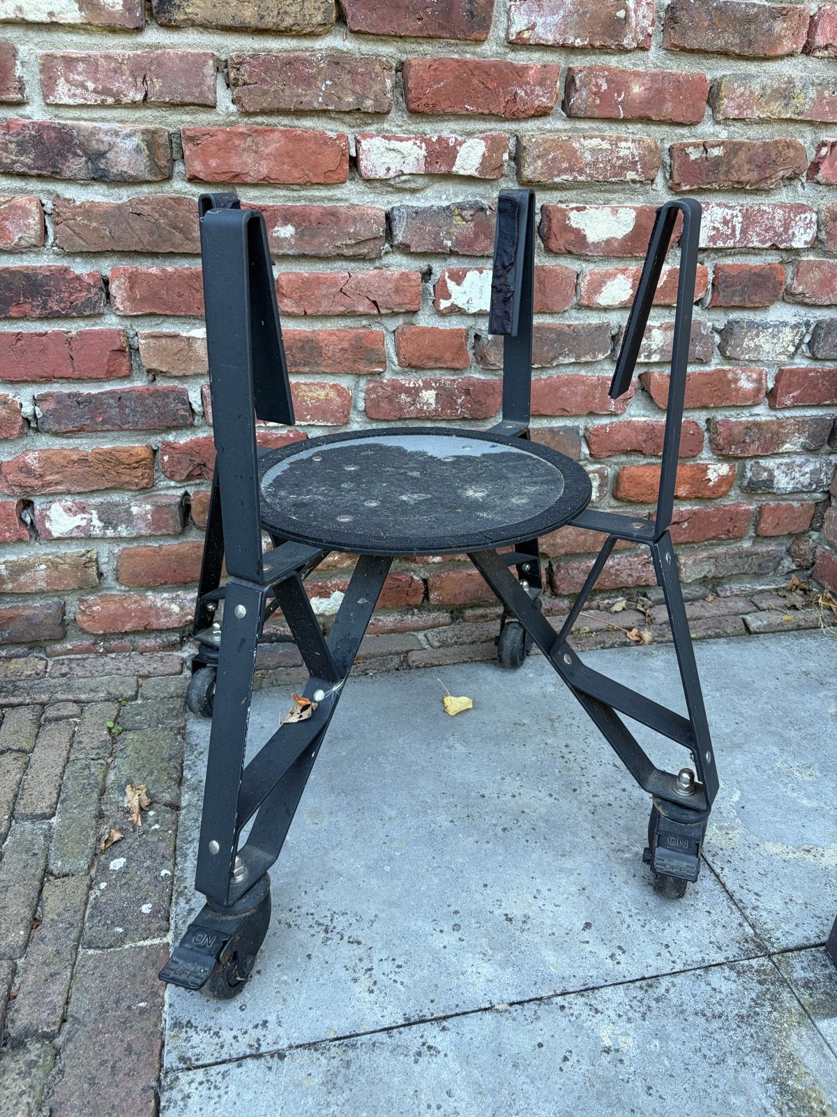 Onderstel Black Bastard Large met wielen, Ophalen, Gebruikt