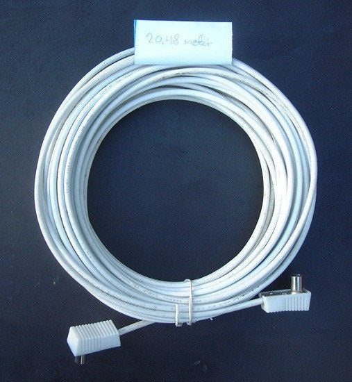 Antenne televisie kabel Coax 20,48 meter, Ophalen, Zo goed als nieuw, 10 meter of meer, Coaxiale kabel