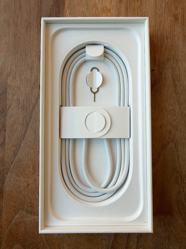 Foto 4 van iPhone 16 Pro 256Gb