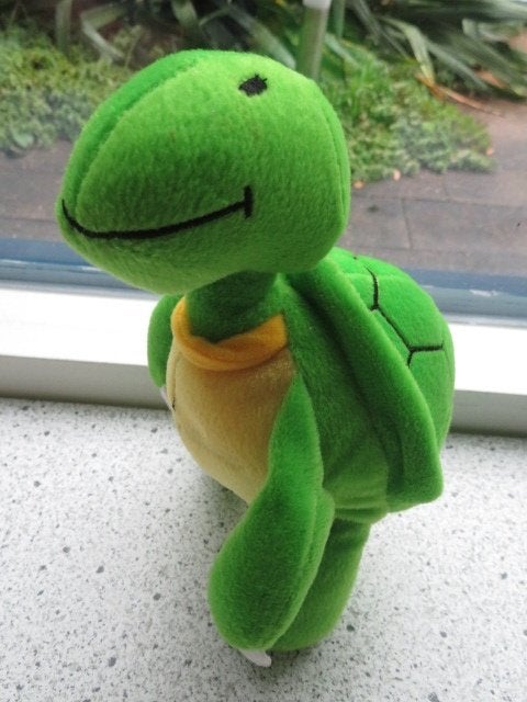 Schildpad merk Astellas Tango meet ca 23 cm totaal, Ophalen of Verzenden, Zo goed als nieuw, Overige typen, Met label