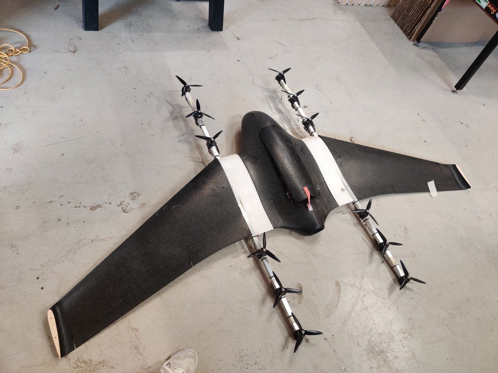 prototpe Skywalker X8 VTOL Vliegende Vleugel met PX4 Autopil, Ophalen