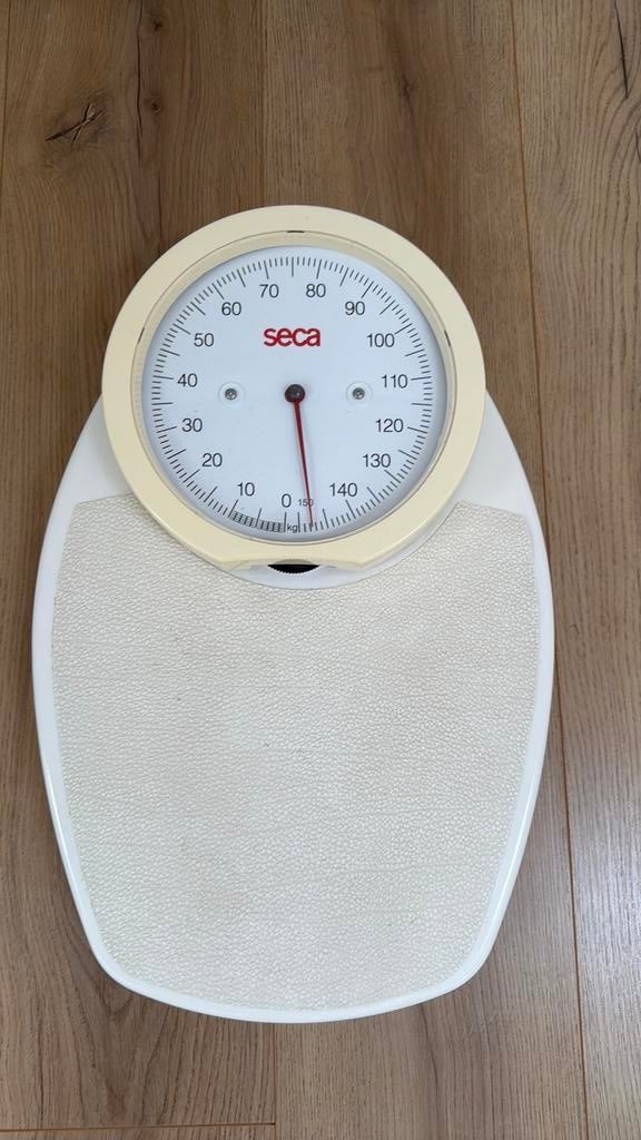 Personen weegschaal, Witgoed en Apparatuur, Weegschalen, 1 tot 500 gram, 100 kg of meer, Ophalen of Verzenden, Zo goed als nieuw
