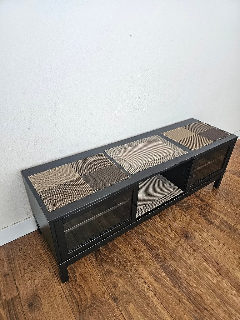 Gratis IKEA LINNARP tv-meubel – direct ophalen, Ophalen, Gebruikt, 25 tot 50 cm, Minder dan 100 cm