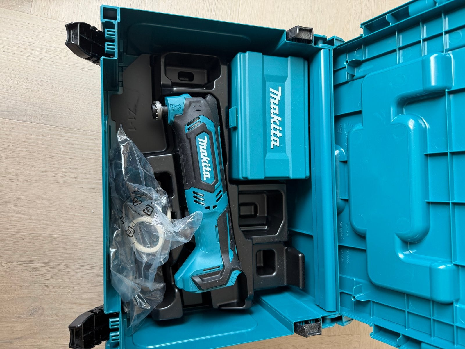Makita TM30DZJX4 Multitool 12V CXT (Zonder accu), Ophalen of Verzenden, Nieuw