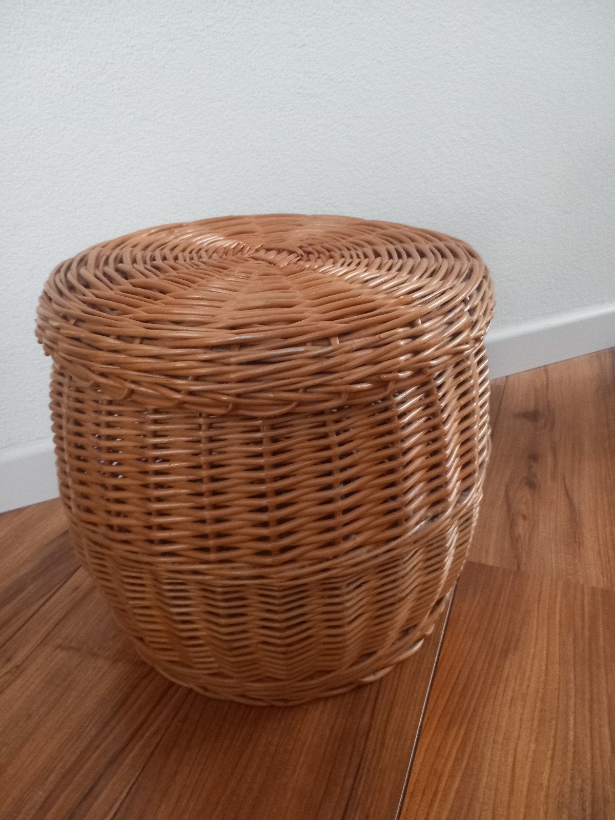 Rieten mand met deksel, Ophalen, Gebruikt, Mand, Rond