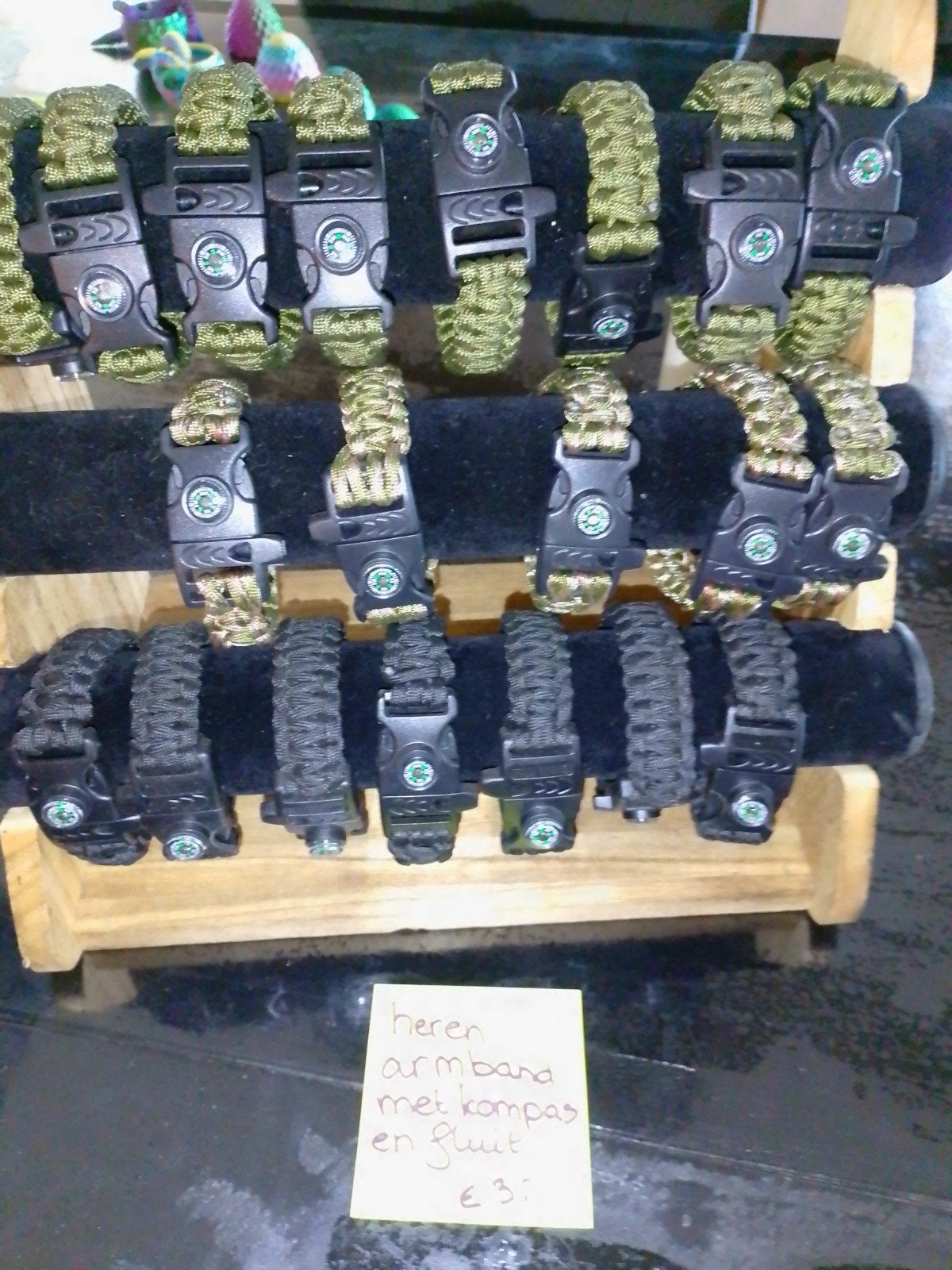 Stoere Paracord Armband met Kompas - Perfect Vaderdag Cadeau, Overige materialen, Info@outdoorgear.com, Avonturenweg 10, 1234 AB Buitenland