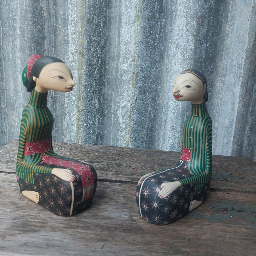 Bijzonder bruidspaar van zeer licht hout, Loro Blonyo Java, Minder dan 20 cm, Handgemaakt, Ophalen of Verzenden, Hout