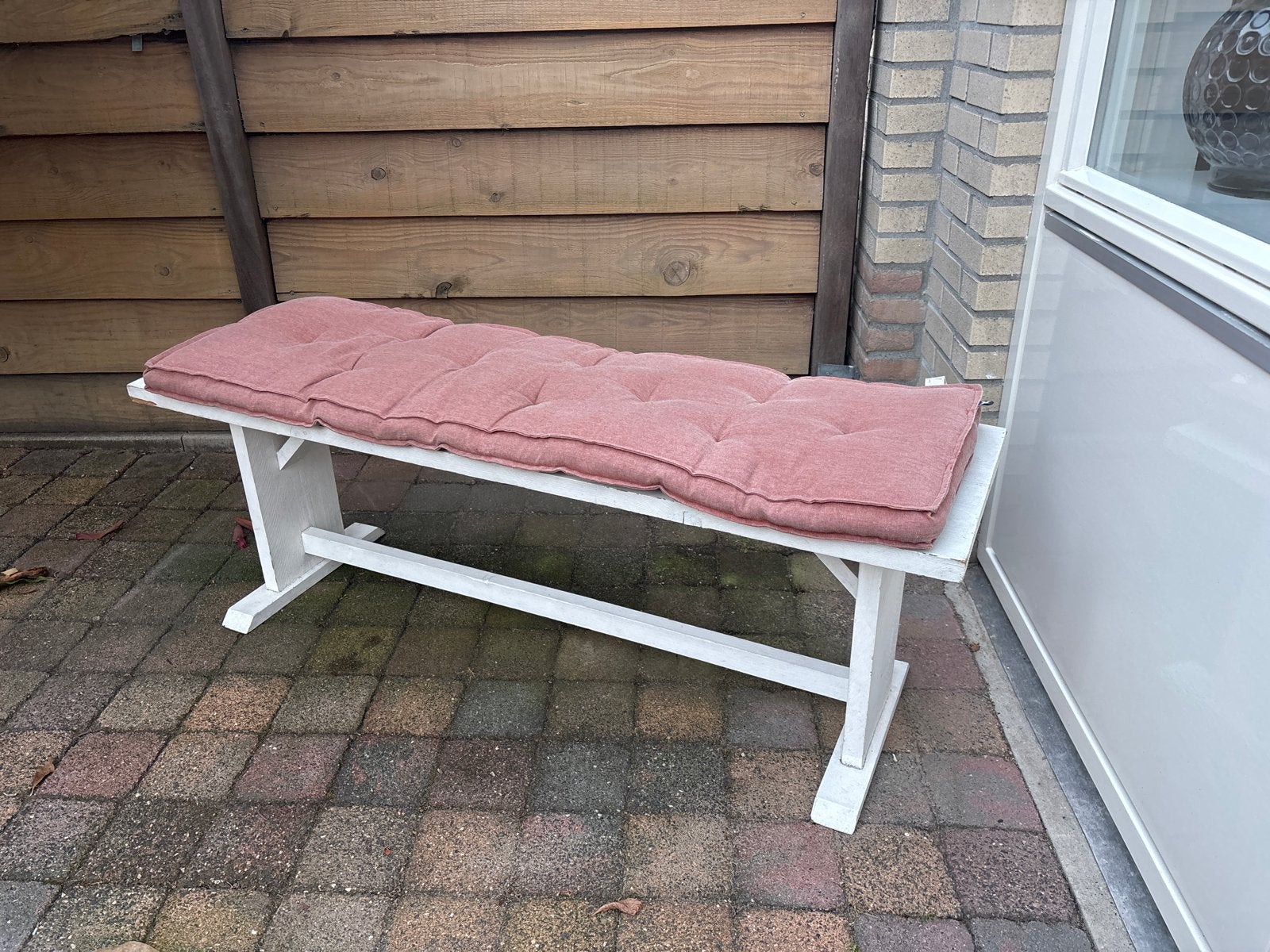Witte houten bank met kussen, Ophalen, Gebruikt, Hout