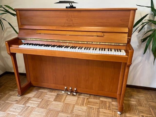 Schimmel K 122 Elegance Kersenhout ** Uit de Konzert Serie**, Muziek en Instrumenten, Piano's, Ophalen, Zwart, Zo goed als nieuw