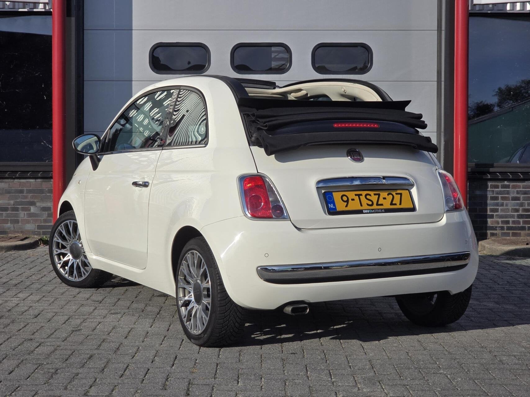 Fiat 500 C 0.9 TwinAir Turbo Lounge Cabrio/PDC/Navi/Airco, Gebruikt, Leder en Stof, Wit, Origineel Nederlands