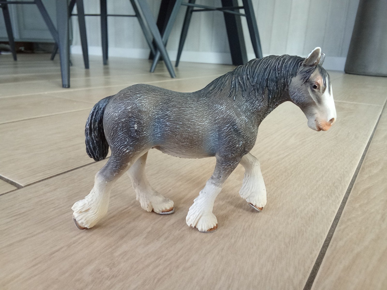 Schleich Shire Paard Veulen Speelfiguur, Ophalen of Verzenden, Zo goed als nieuw
