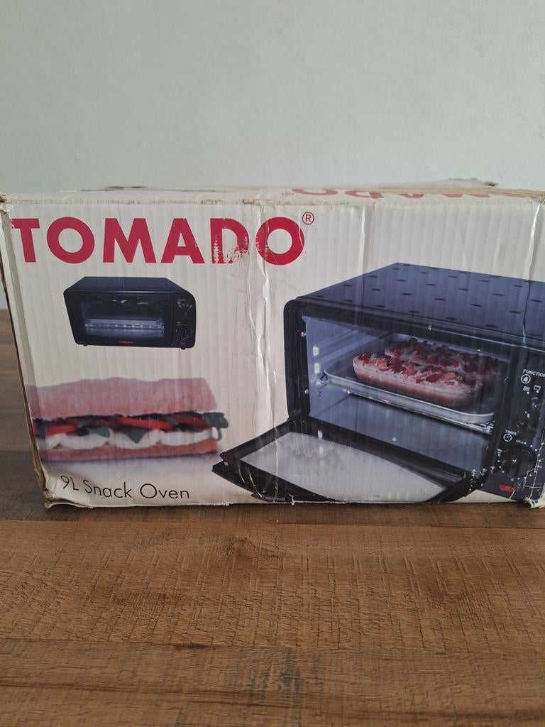 Goedwerkende oven te koop staat in Gasselte, Ophalen, Zo goed als nieuw