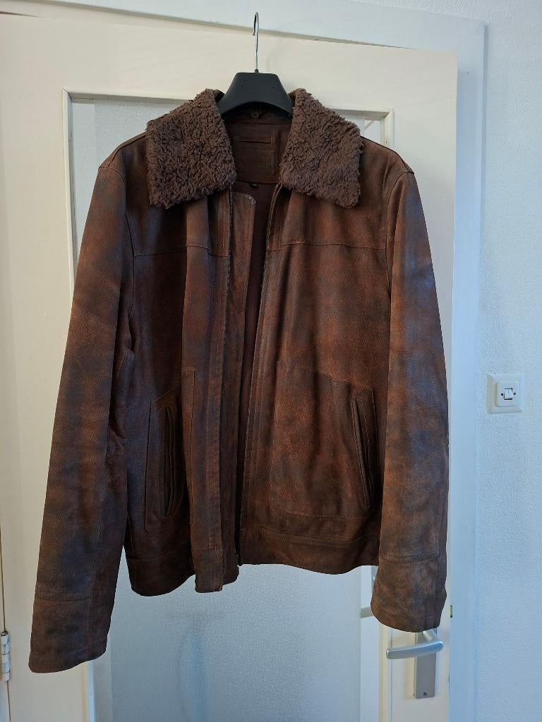 Suede heren jas, Ophalen of Verzenden, Zo goed als nieuw, Maat 52/54 (L), Bruin