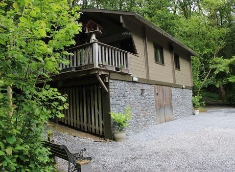 Chalet te koop (Belgische Ardennen), In bos, Dorp, Henegouwen of Namen, Chalet, Bungalow of Caravan
