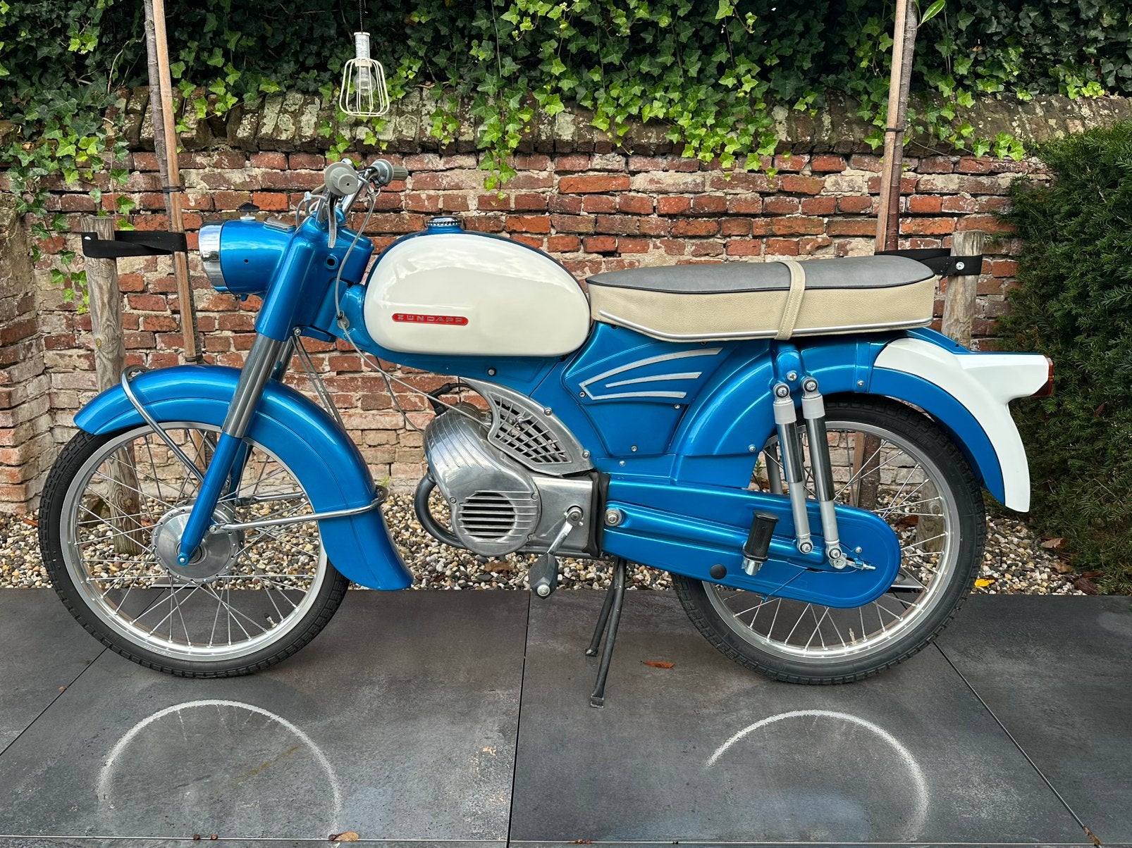 Zundapp 515-006 super combinette 1964 | blauw/wit | kenteken, Ophalen, Overige modellen, Maximaal 45 km/u, Zo goed als nieuw