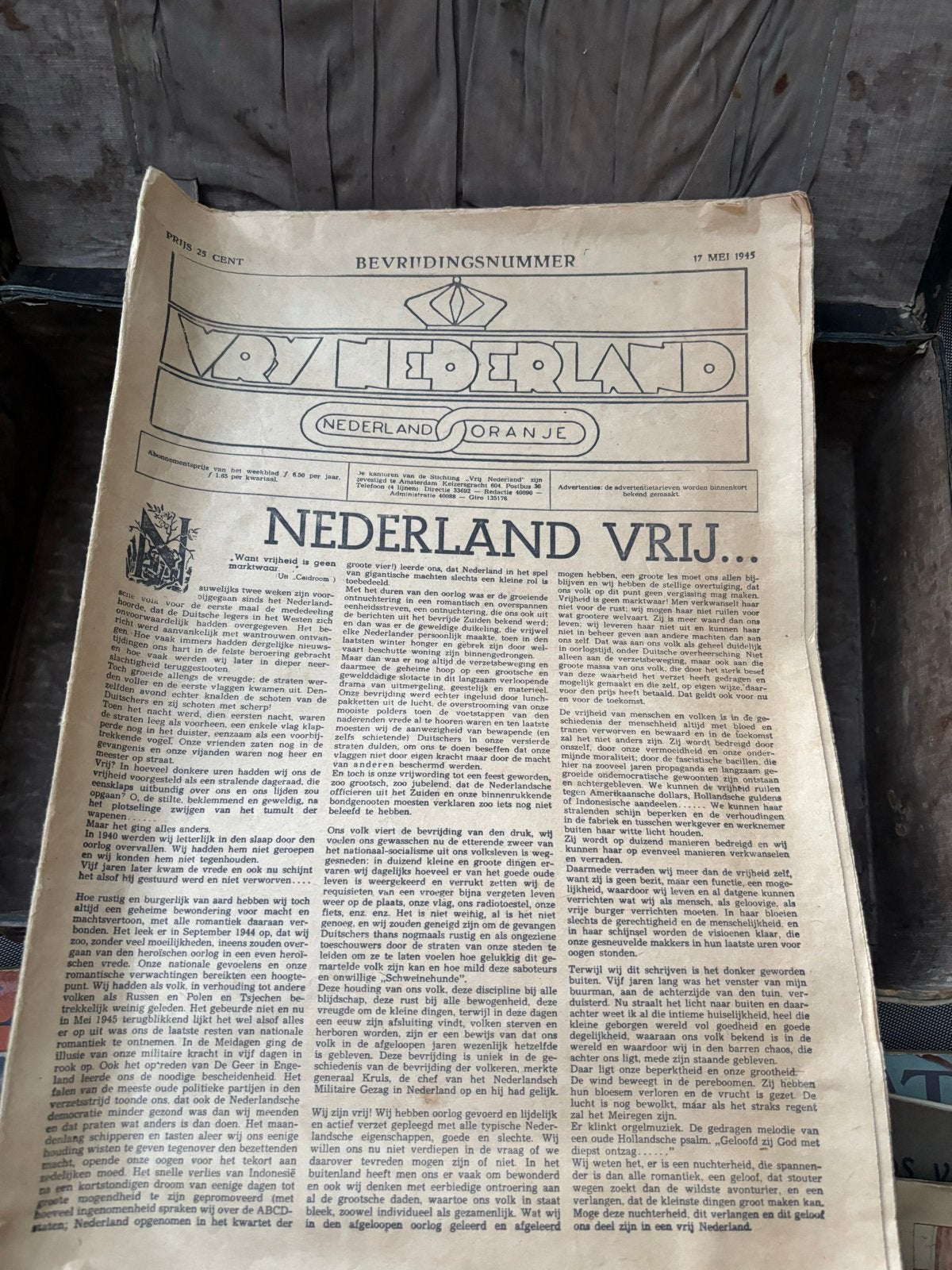 Vrij Nederland - 17 Mei 1945 - Historische Krant, Ophalen of Verzenden, Gelezen, Krant