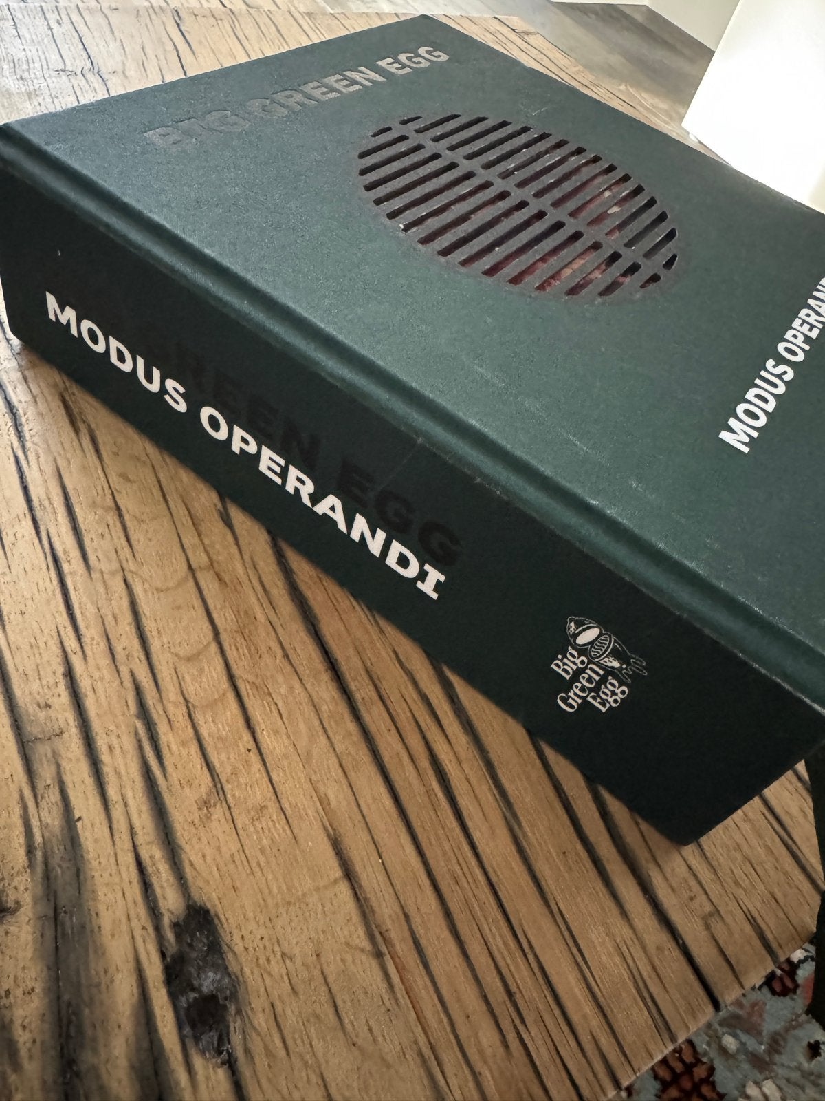 Big Green Egg Modus Operandi - Duits kookboek, Gelezen, Hoofdgerechten, Ophalen of Verzenden, Gezond koken