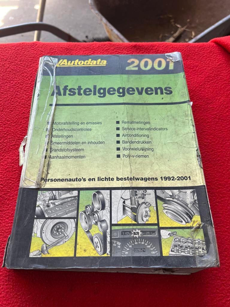 Autodata Afstelgegevens 2001 - Personenauto's & Bestelwagens, Ophalen of Verzenden