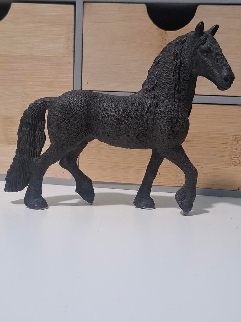 Schleich Friese paard speelfiguur, Ophalen of Verzenden, Gebruikt