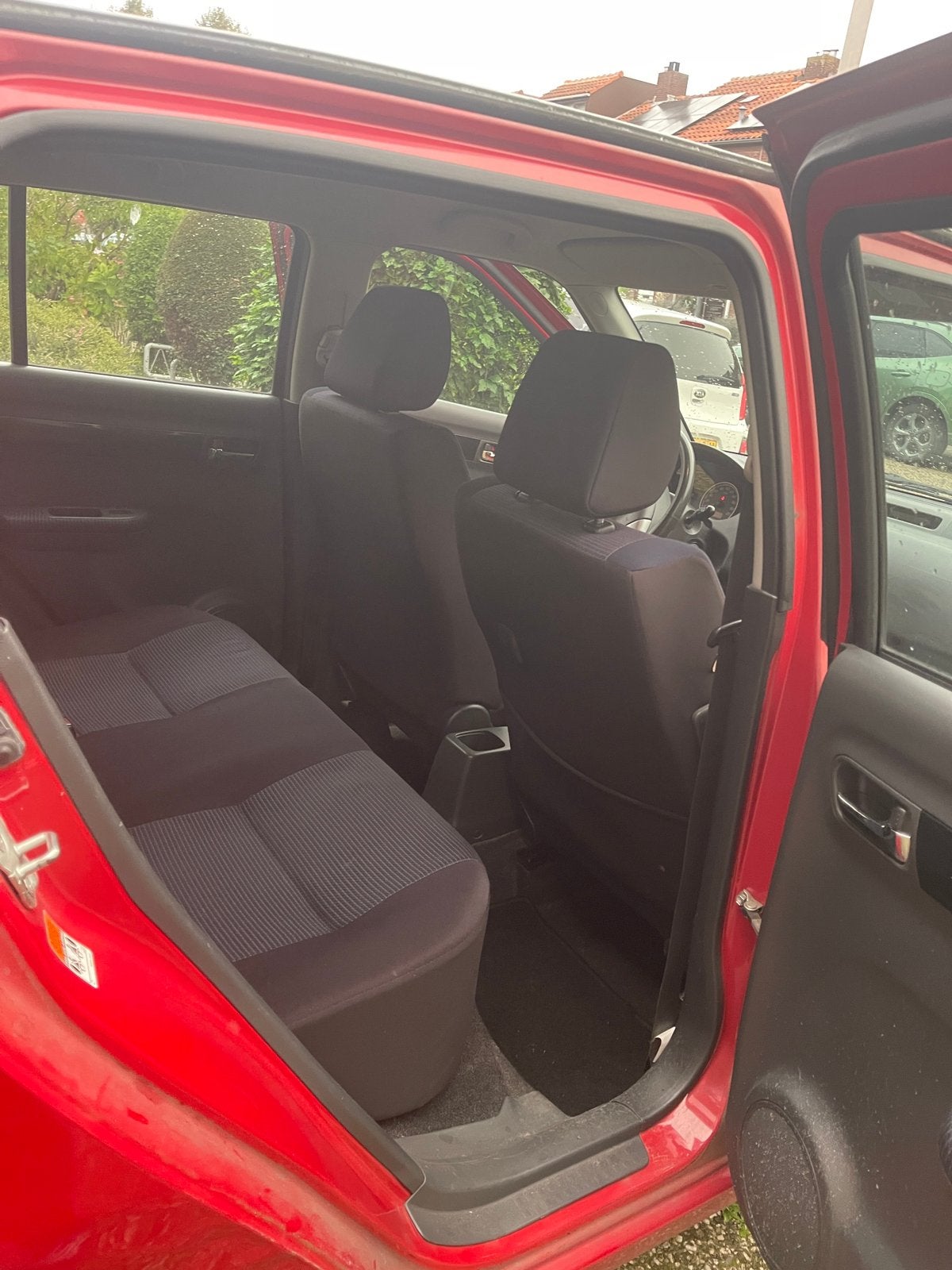 Suzuki Swift 1.3 5DRS 2008 Rood, Auto's, Voorwielaandrijving, Stof, 40 €/maand, 400 kg