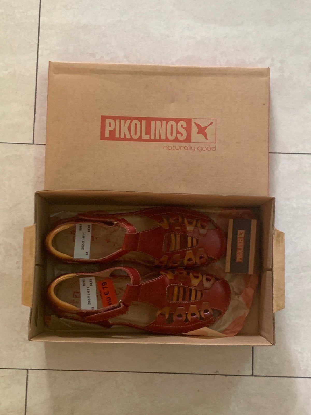 Pikolinos schoenen maat 38, Ophalen, Zo goed als nieuw