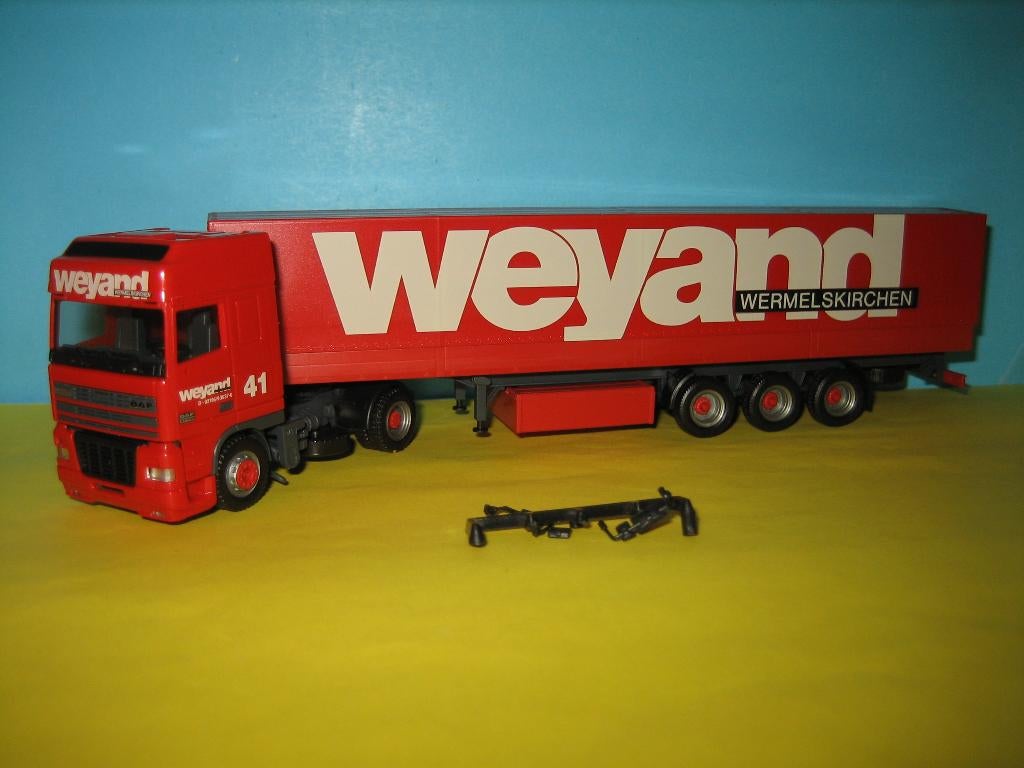 Weyand  DAF  met oplegger  Herpa, Ophalen of Verzenden, Zo goed als nieuw, Bus of Vrachtwagen, Herpa