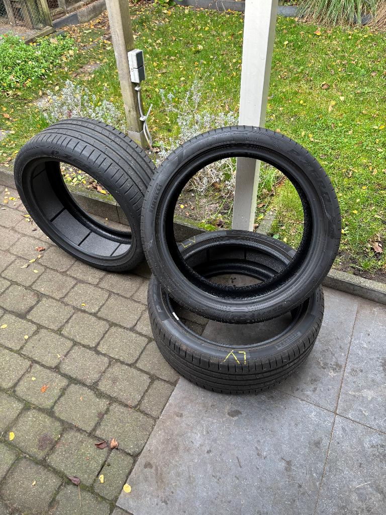 3 Pirelli P zero 255/40R21 5mm, Ophalen, Gebruikt