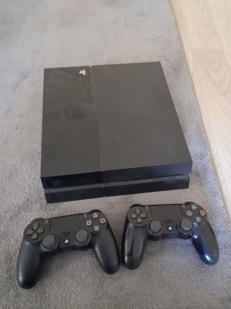 PlayStation 4 met 2 controllers, Ophalen, Gebruikt, Met 2 controllers