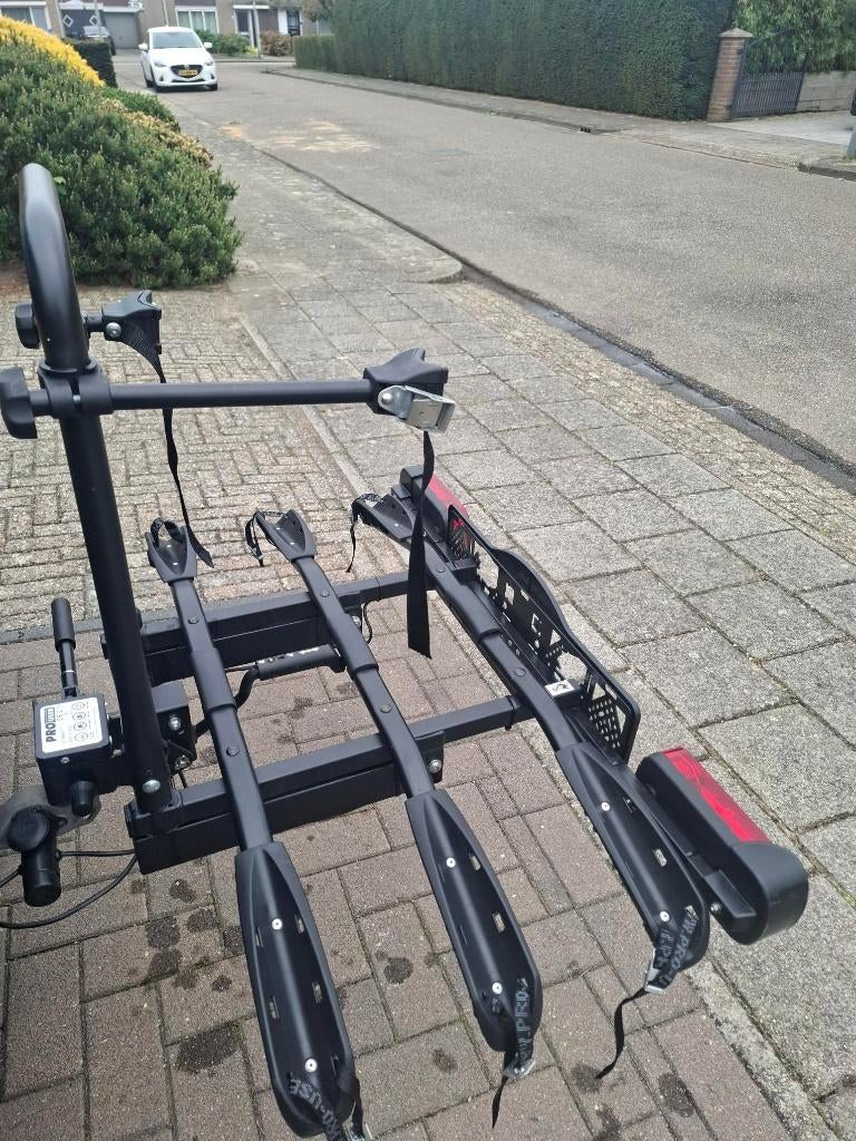 Fietsendrager Pro User Amber 3, Ophalen, 3 fietsen of meer, Brede banden, Zo goed als nieuw