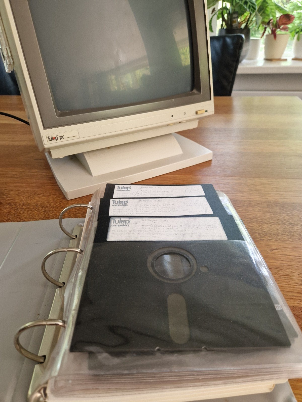 Windows en paint installatie floppy disks en gebruiksaanwijz, Ophalen of Verzenden, Windows. Tulip Computers.