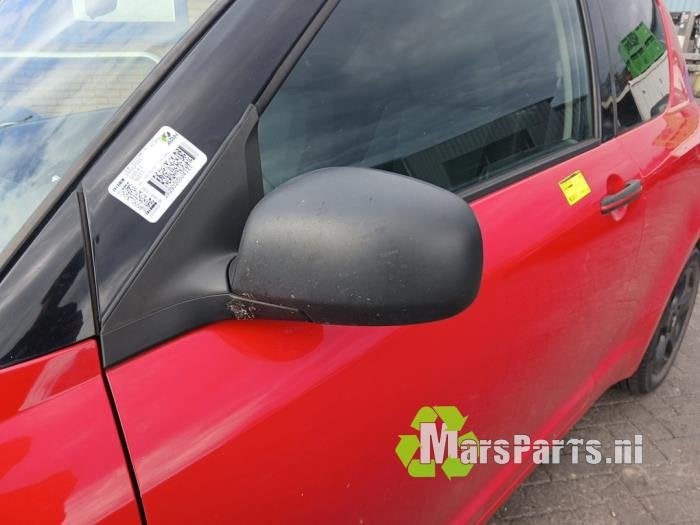 Buitenspiegel links van een Suzuki Swift, Auto-onderdelen, Gebruikt, -, -, Ophalen of Verzenden