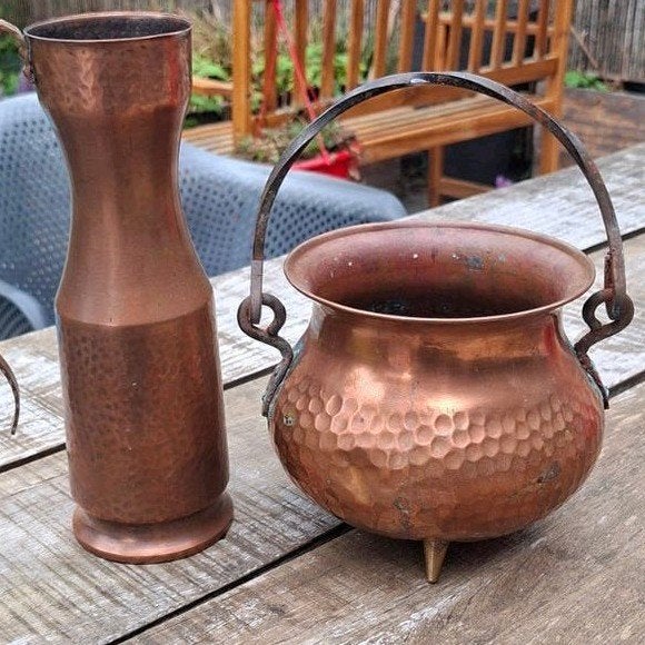 Vintage Koperen Set • Gehamerde Vaas & Heksenketel op Pootje, Antiek en Kunst, Ophalen of Verzenden, Koper