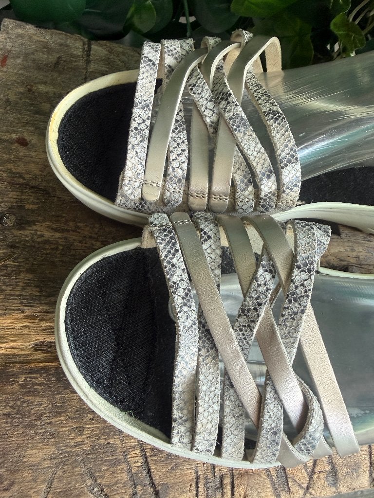 bijna Nieuwe sandalen van Xsensible maat 42 (wijdte H), Zo goed als nieuw, Grijs, Xsensible, Xsensible