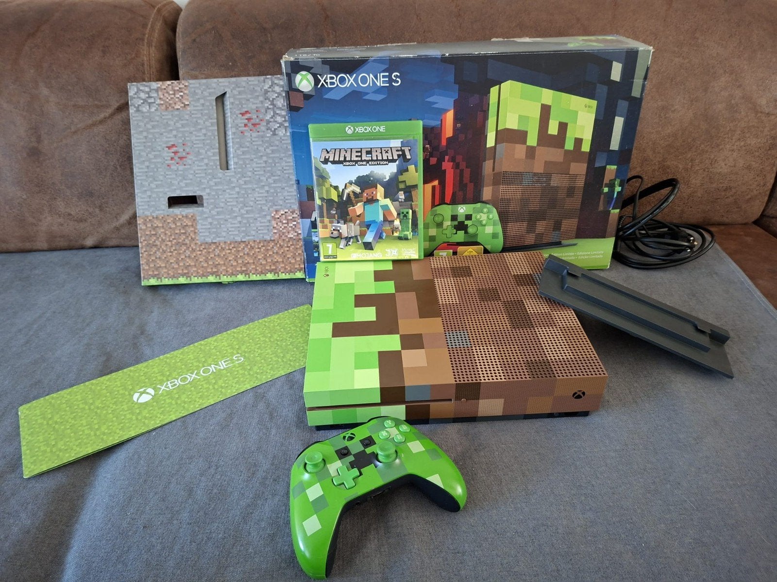 Xbox One S Minecraft Limited Edition 1TB, Spelcomputers en Games, Ophalen, Met games, Xbox One S, Zo goed als nieuw