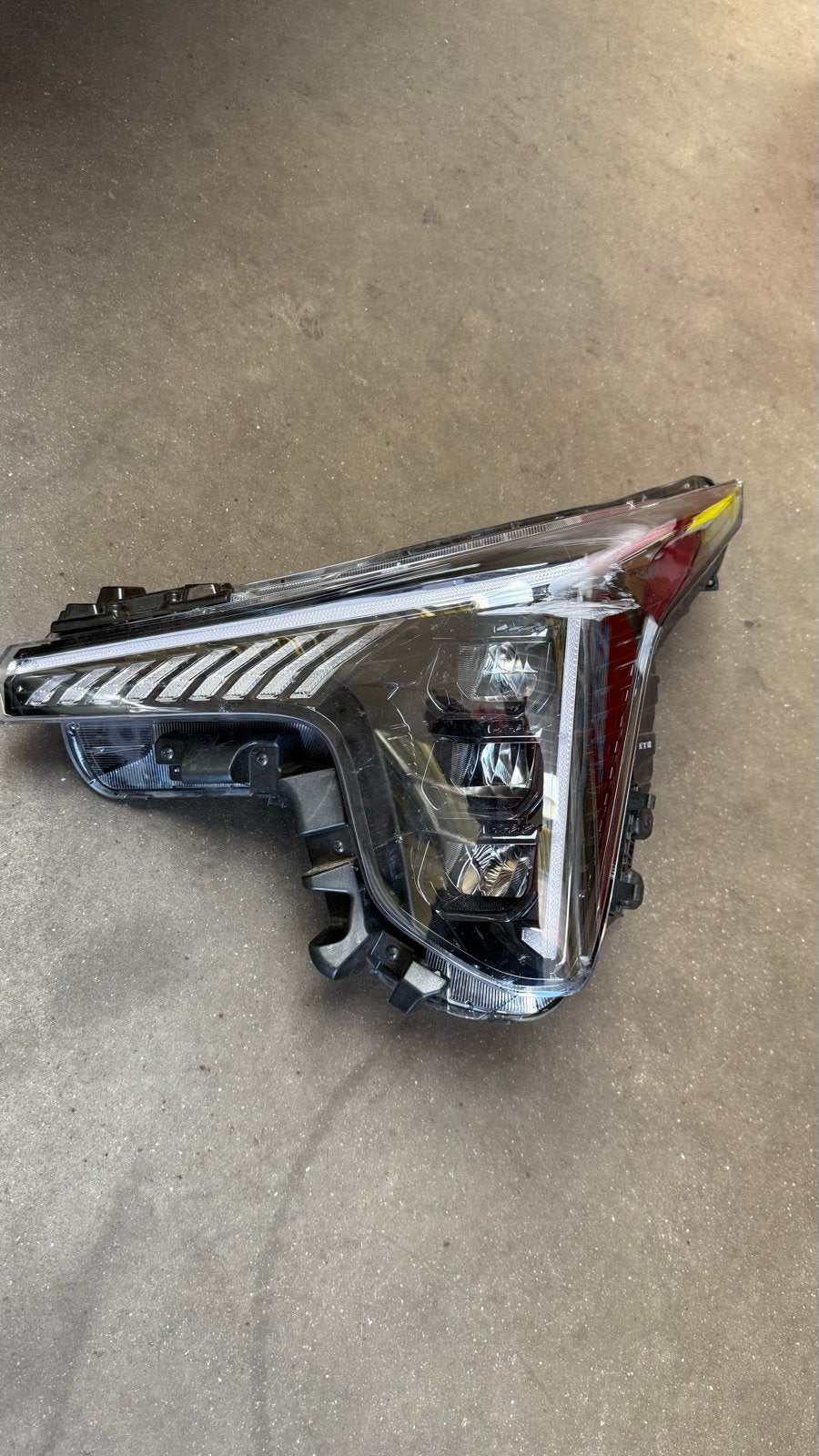 Kia Picanto (JA) III. LED koplamp links met kras, Ophalen of Verzenden, Gebruikt, Kia