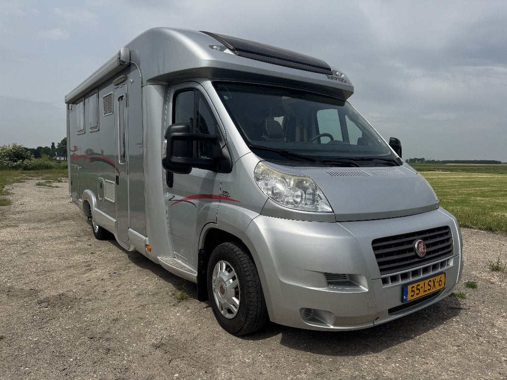 Camper Rapido 7090+ uit 2010 Queens bed 44.000 km, Caravans en Kamperen, Campers, Fiat, Tot en met 2, 6 tot 7 meter, L-zit