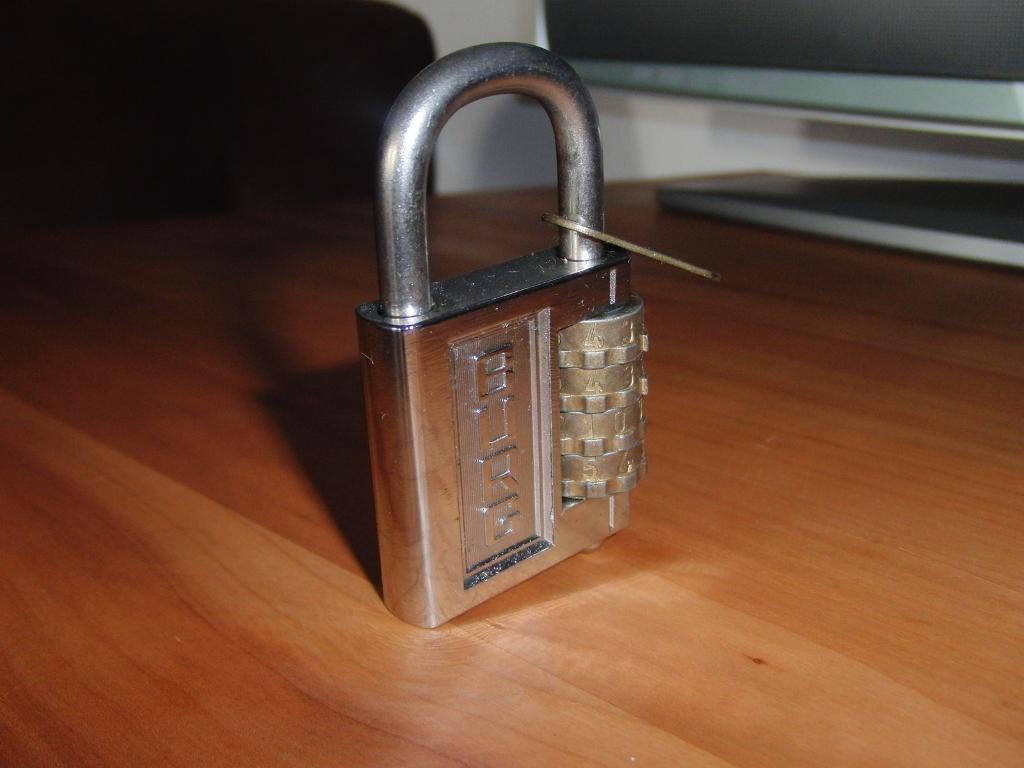 Vintage BURG No. 44/40 Hangslot, Antiek en Kunst, Antiek | Gereedschap en Instrumenten, Ophalen of Verzenden