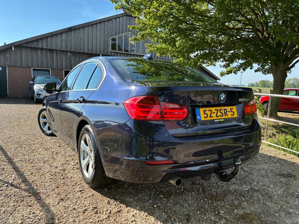 BMW 3-serie 320d High Executive | " 158.000 KM '' + Cruise +, Auto's, BMW, Automaat, Achterwielaandrijving, Zwart, 4 cilinders