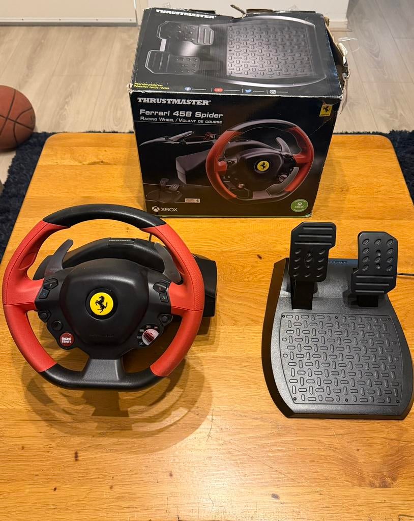 Racestuur ferrari 458 spider, Ophalen, Zo goed als nieuw, Stuurtje of Sportattribuut, Xbox Original